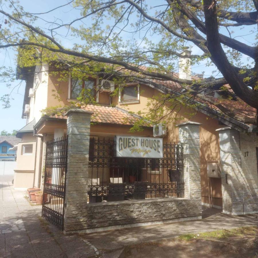 Guest House Maja โนวีซาด ภายนอก รูปภาพ
