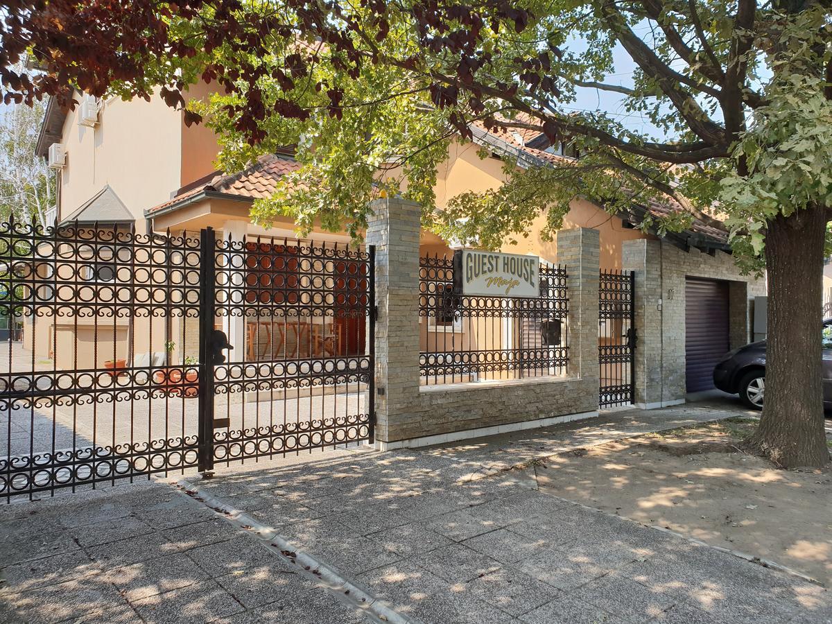 Guest House Maja โนวีซาด ภายนอก รูปภาพ